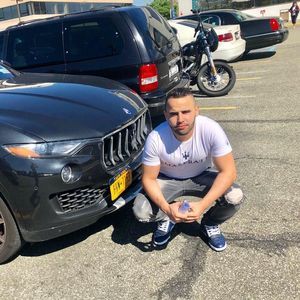 Meet your Posher, Fouad